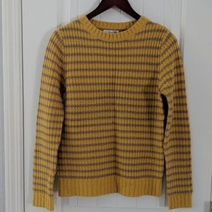 *Sold* Mak B Women's Knit Sweater size Medium